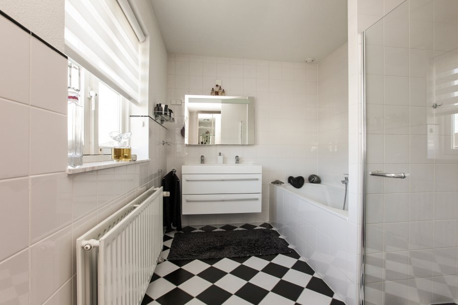 43598142_05-Badkamer-01.jpg